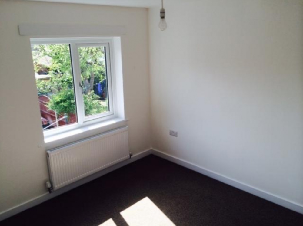 12 Bunting Close